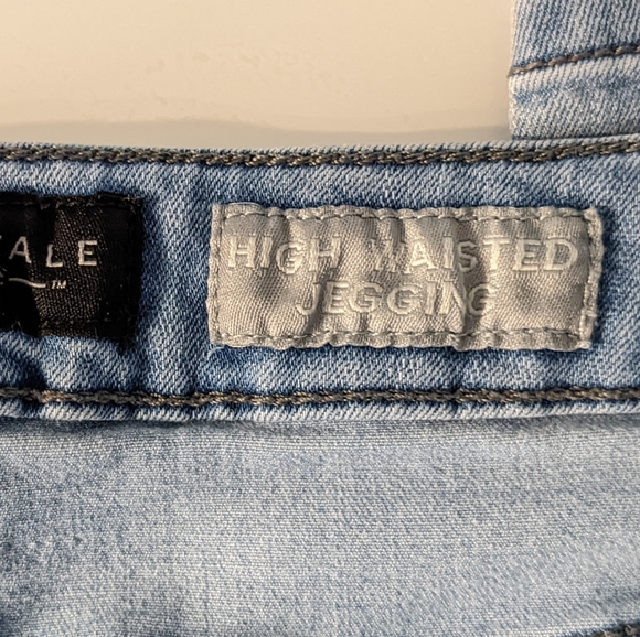 Aeropostale High-Waisted Skinny Jeans - Size 2 Regular - Picture 5 of 7